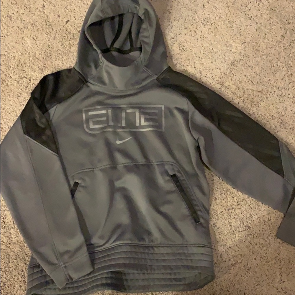 Boys Nike Hood size Medium